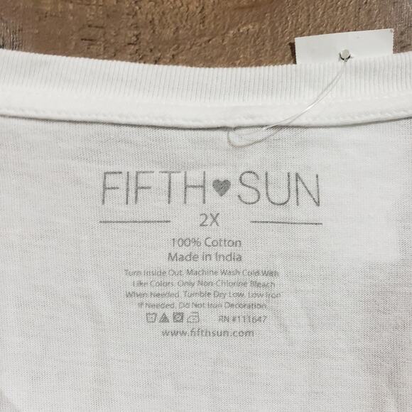 Fifth sun NWT NASA rainbow graphic short sleeve t-shirt woman's size 2X - Picture 3 of 8